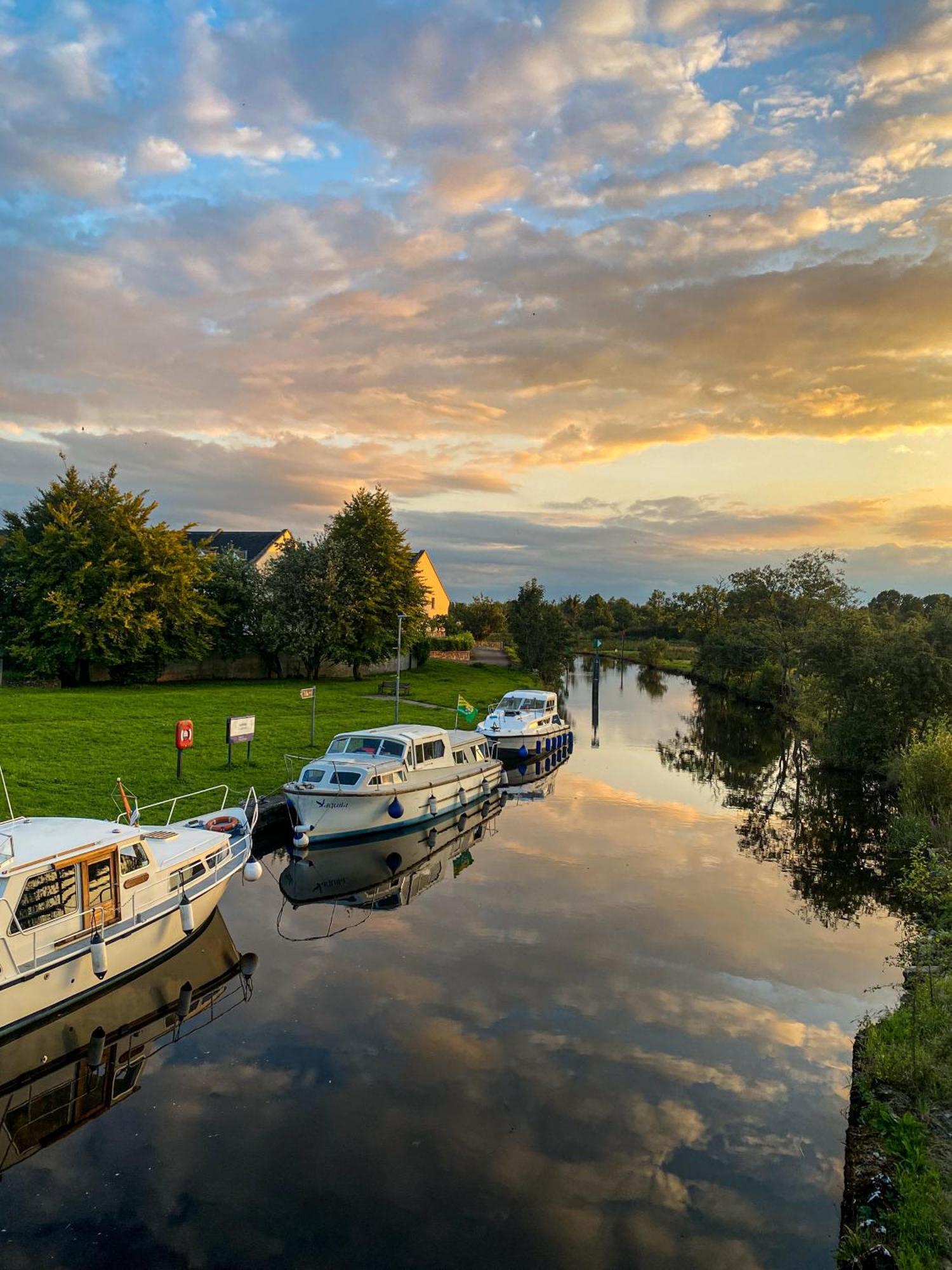 Leitrim Quay - Riverside Cottage 3 County Leitrim Εξωτερικό φωτογραφία